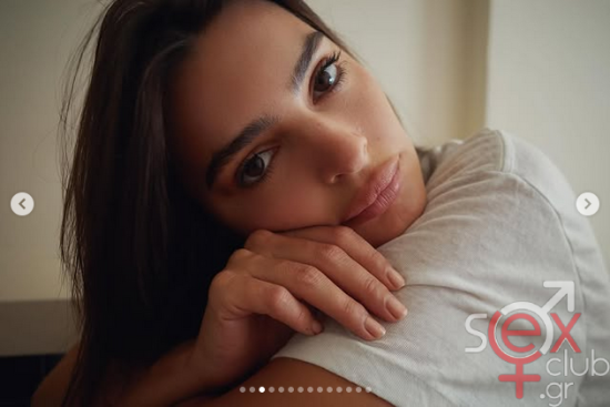 Screenshot 2025-11-04 at 19-17-46 Emily Ratajkowski (@emrata) • Φωτογραφίες και βίντεο στο Instagram.png