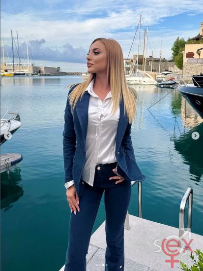Screenshot 2025-11-30 at 18-02-56 TANYA LA GATTA (@tanyalagatta_official) • Φωτογραφίες και βίντεο στο Instagram.png