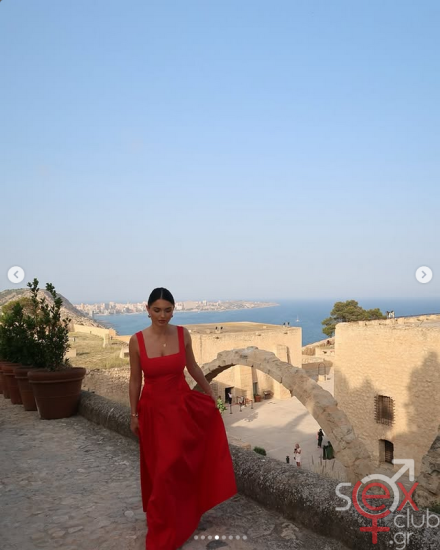 Screenshot 2025-11-09 at 18-13-50 India Reynolds (@lovefromreyn) • Φωτογραφίες και βίντεο στο Instagram.png