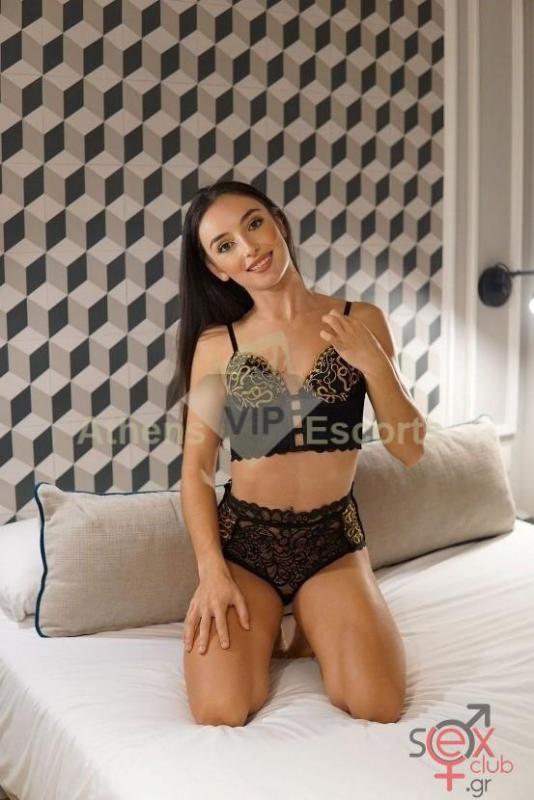 SENSUAL-SPANISH-VIP-ESCORT-MARTA-1.jpeg