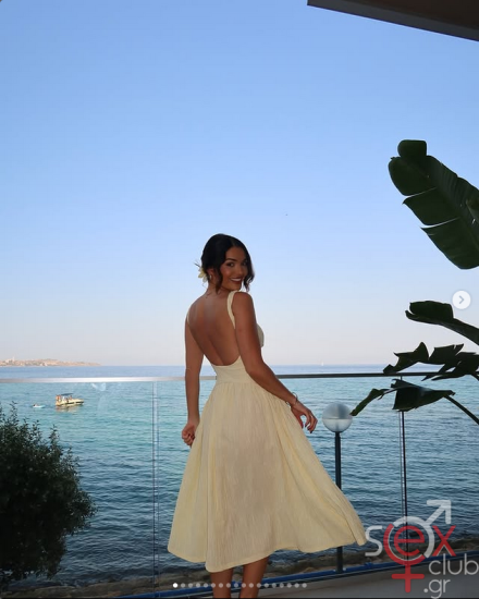 Screenshot 2025-11-09 at 18-14-19 India Reynolds (@lovefromreyn) • Φωτογραφίες και βίντεο στο Instagram.png