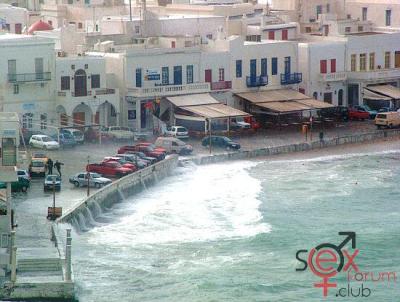 Mykonos car wash 1.jpg