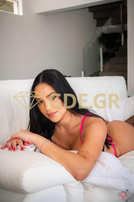 GIOVANNA-SEXY-LATIN-ESCORT-12.jpeg