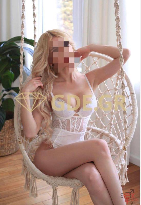 sexy-russian-blonde-lana-3.jpg
