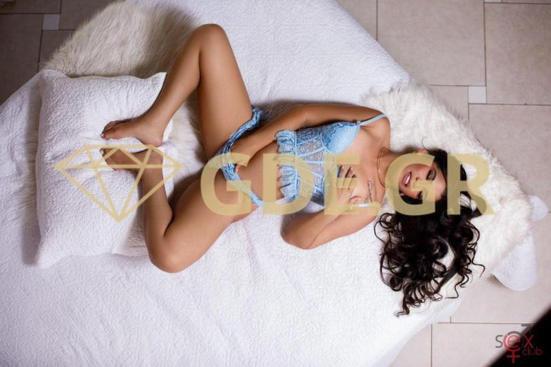 clara-hot-sexy-latin-escort-6.jpeg