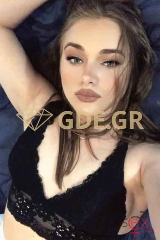 bella-erotic-brunnete-ukrainian-vip-escort-9.jpeg