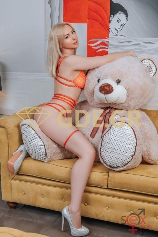 roxana-sensual-blonde-ukraine-in-athens-4.jpeg