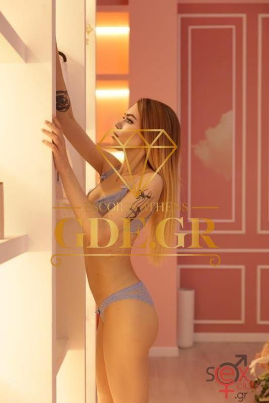 crystal-super-hot-skinny-ukrainian-escort-in-athens-8.jpg