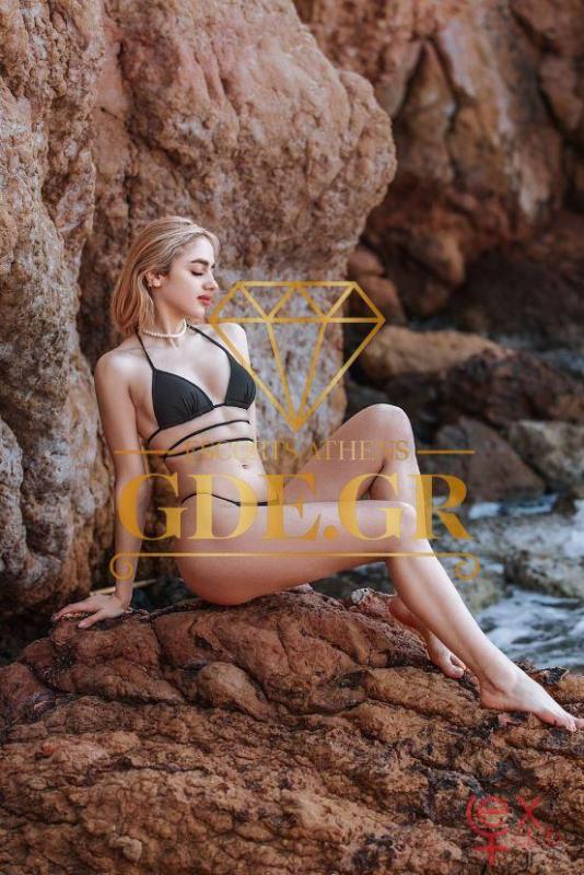 zoya-erotic-teen-ukrainian-vip-girl-in-athens-5.jpg