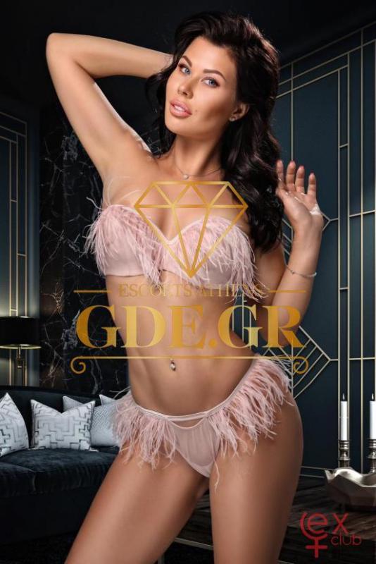 erika-sensual-ukrainian-vip-girl-in-athens-8.jpg