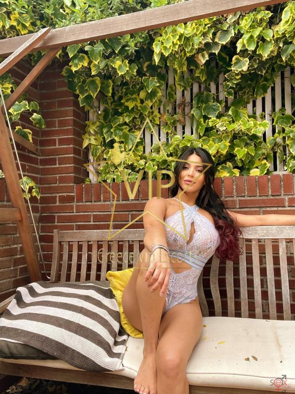 perola_greece_vip_escorts-7.jpg