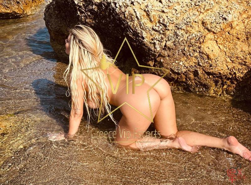escort-michaela-greece-vip-escorts-11.jpg