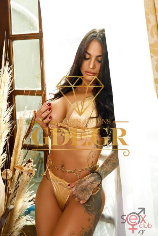 angela-ultra-hot-slim-latin-girl-1.jpg