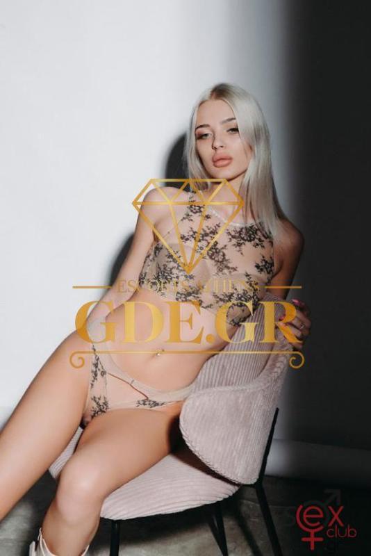 lee-skinny-ukrainian-teen-vip-girl-in-athens-4.jpg