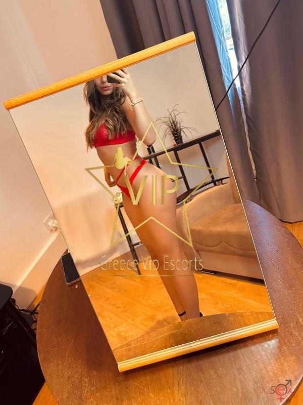 escort-emma-greece-vip-escorts-7.jpg