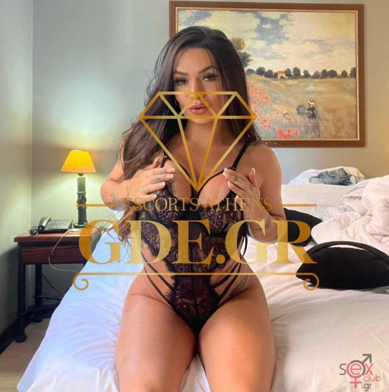 evelin-curvy-latin-girl-in-athens-1-1016x1024.jpg