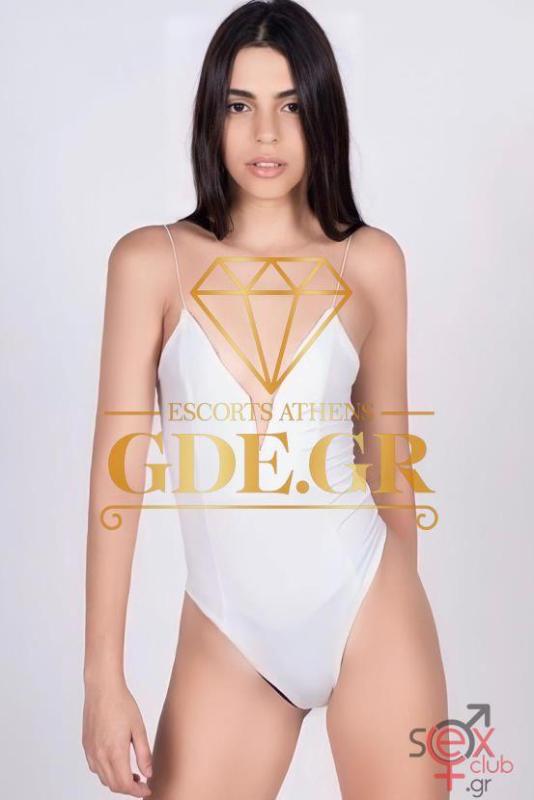 caitlyn-sexy-skinny-latin-vip-escort-4.jpg
