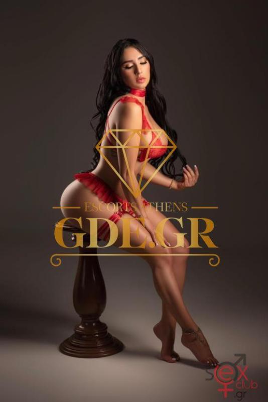 amanda-ultra-hot-curvy-colombian-girl-in-athens-11.jpg