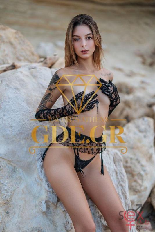alicia-stunning-slim-latin-vip-girl-in-athens-5.jpg