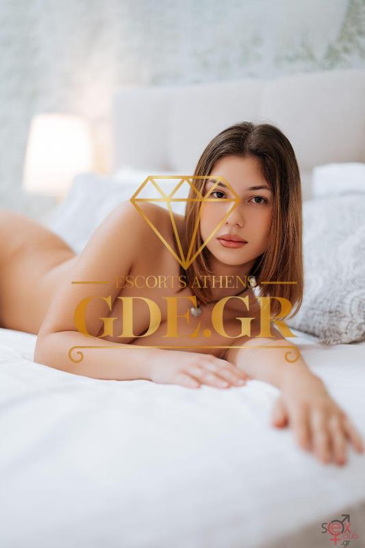 claire-super-sensual-ukrainian-teen-girl-in-athens-16.jpg