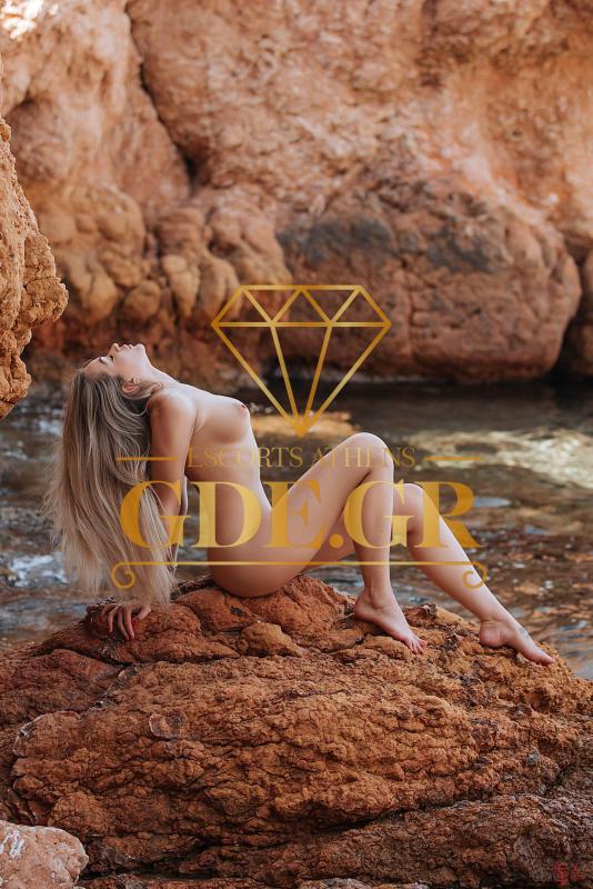 malika-super-erotic-blone-ukrainian-vip-girl-in-athens-14-scaled.jpg