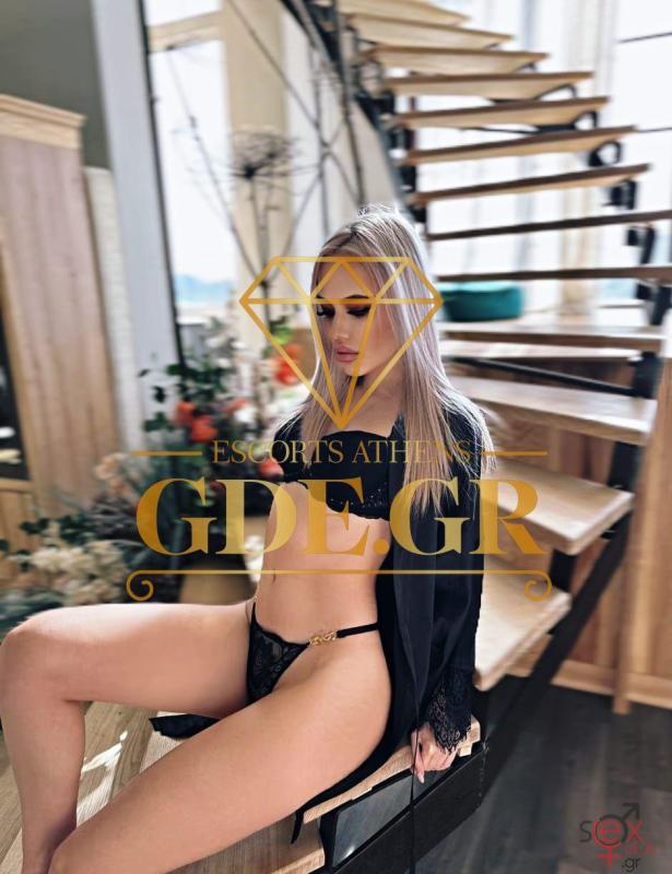 nina-erotic-teen-ukrainian-girl-in-athens-8.jpg