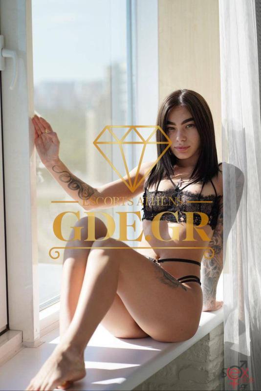 arya-skinny-ukrainian-girl-in-athens-8.jpeg