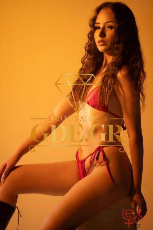 rianna-slim-teen-latin-vip-girl-in-athens-11.jpg