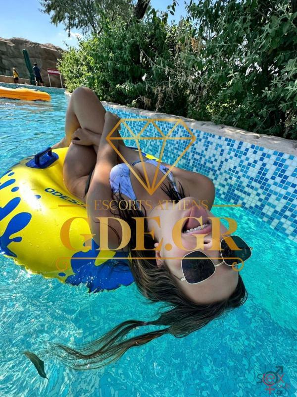 aisha-sensual-teen-ukrainian-girl-in-athens-8.jpg