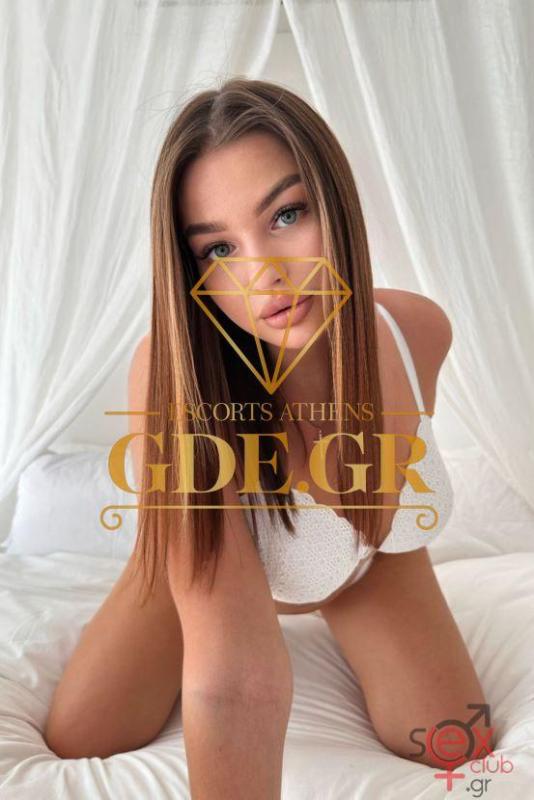 aisha-sensual-teen-ukrainian-girl-in-athens-5.jpg