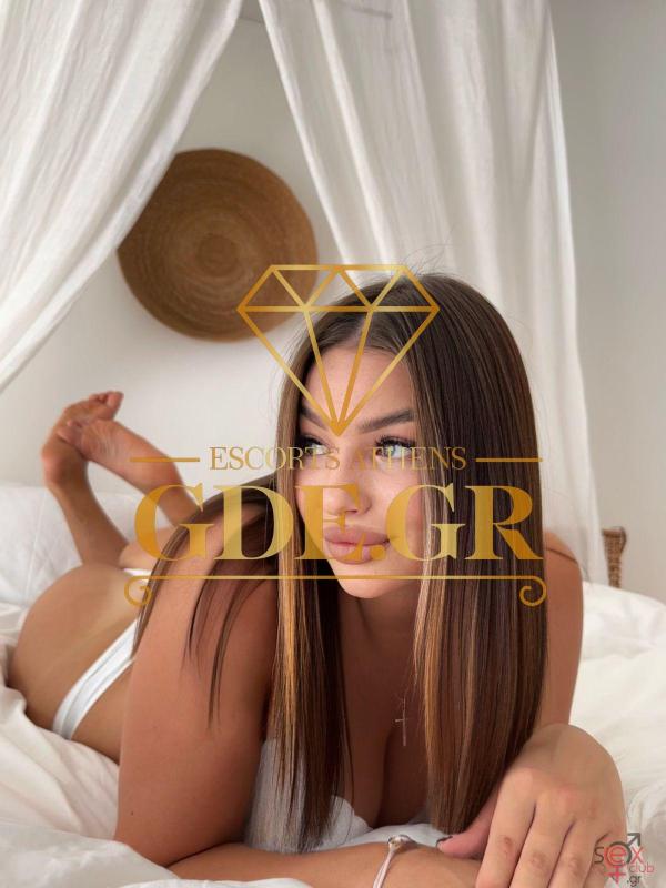 aisha-sensual-teen-ukrainian-girl-in-athens-6.jpg