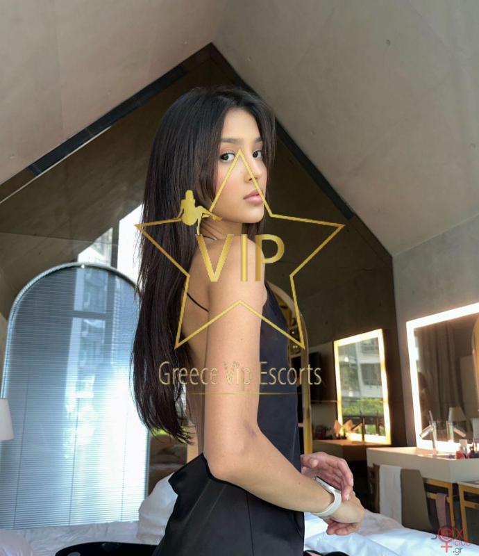 escort-linda-greece-vip-escorts-4.jpg