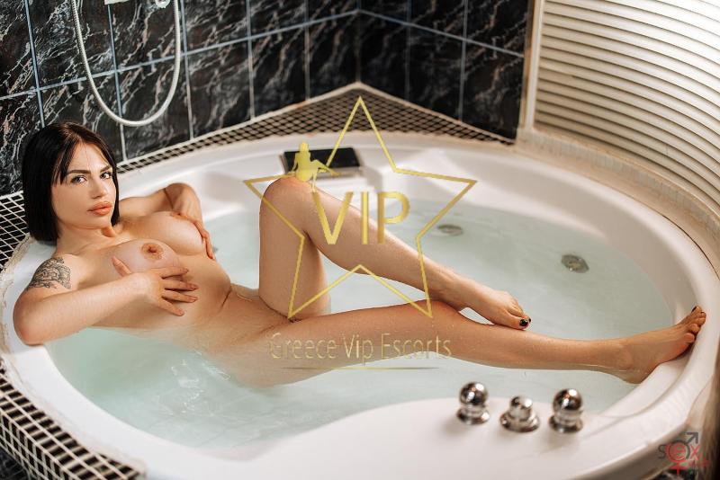 escort-russian-alessia-greece-vip-escorts-6.jpg