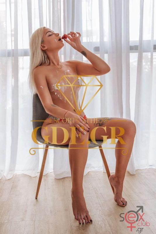 karina-super-erotic-blonde-ukrainian-girl-in-athens16.jpg