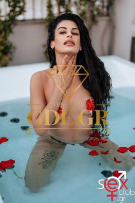 VIVIAN-SUPER-SENSUAL-BRUNETTE-RUSSIAN-GIRL-IN-ATHENS-2.jpg