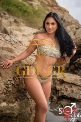 NATALIE-CURVY-BRUNETTE-LATIN-GDE-MODEL-IN-ATHENS-5.jpg