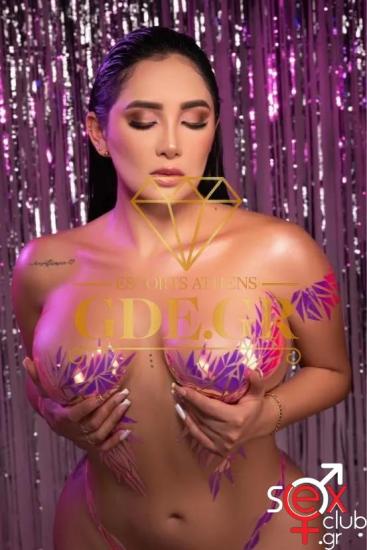AMANDA-STUNNING-CURVY-COLOMBIAN-GDE-MODEL-IN-ATHENS-2.jpg