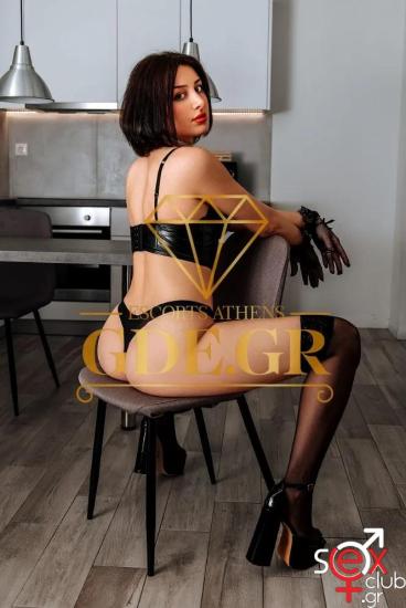 KIRA-ULTRA-HOT-BELARUSIAN-GDE-MODEL-IN-ATHENS-1.jpg