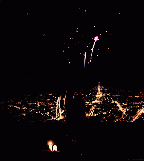 508159835fireworks-animated-gif-16.gif