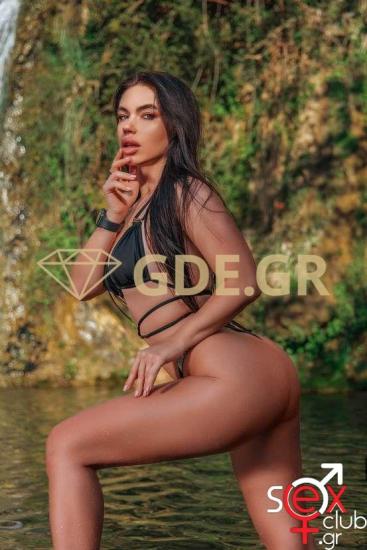 LIA-STUNNING-UKRAINE-GIRL-IN-ATHENS-3.jpeg