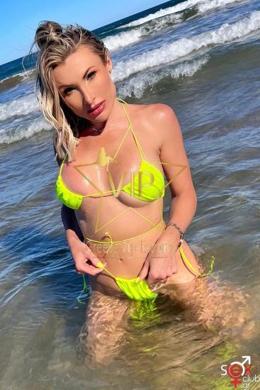 ESCORT-ATHENS-CLAUDIA-AX-PORNSTAR-EXPERIENCE-4.jpg