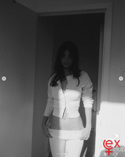Emily Ratajkowski.png