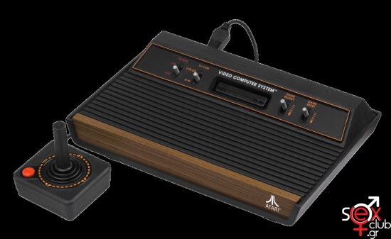 Atari-2600-Wood-4Sw-Set.png