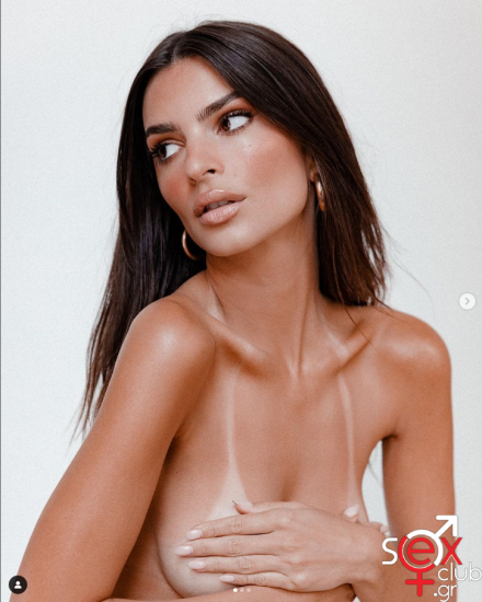 Emily Ratajkowski.png