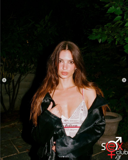 Screenshot 2024-06-16 at 21-24-46 Emily Ratajkowski (@emrata) • Φωτογραφίες και βίντεο στο Instagram.png