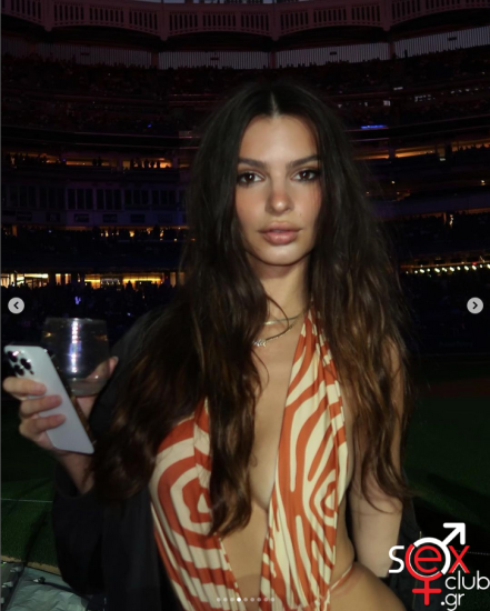 Screenshot 2024-06-16 at 21-25-20 Emily Ratajkowski (@emrata) • Φωτογραφίες και βίντεο στο Instagram.png