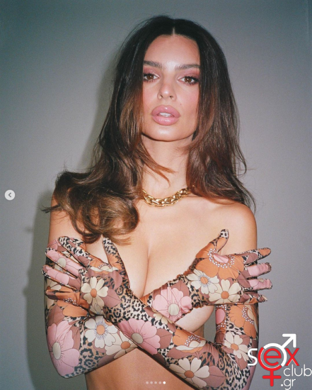 Screenshot 2024-06-19 at 19-34-24 Emily Ratajkowski στο Instagram tan lines by @inamoratawoman.png