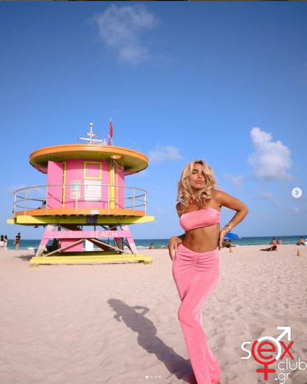 Screenshot 2024-06-20 at 20-48-42 Konnie Metaxa στο Instagram Don’t let the bedbugs bite ?.png