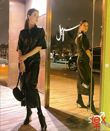 Screenshot 2024-06-23 at 18-31-01 Alessandra Ambrosio (@alessandraambrosio) • Φωτογραφίες και βίντεο στο Instagram.png