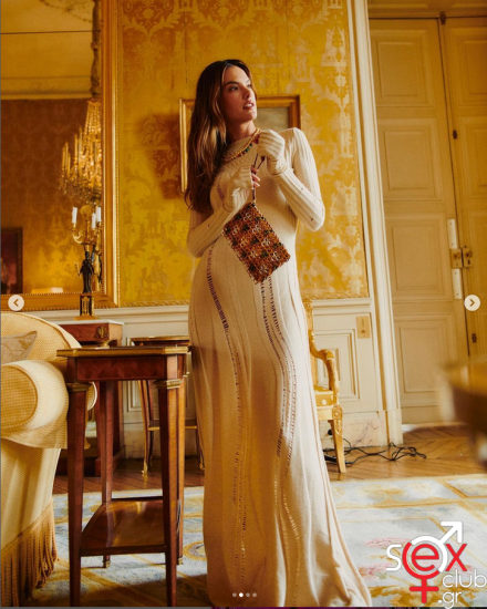 Screenshot 2024-06-23 at 18-32-49 Alessandra Ambrosio (@alessandraambrosio) • Φωτογραφίες και βίντεο στο Instagram.png